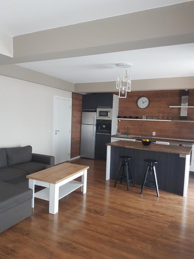 Luxury Suite 2 คาร์โลโว ภายนอก รูปภาพ